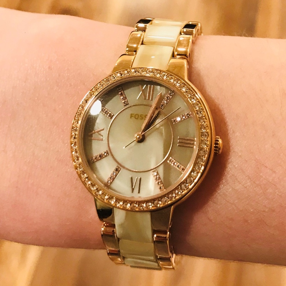 Fossil Women's Virginia Rose-Gold Fashion Watch